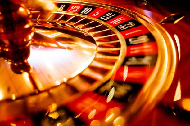 1win apk live blackjack table with multilingual dealer and real-time chat on mobile screen
