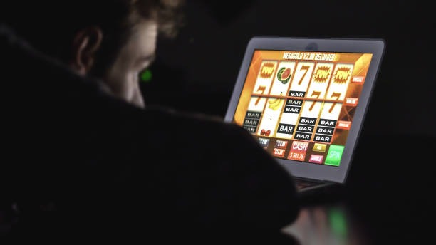1win apk slot game interface showing Aviator and Sweet Bonanza titles